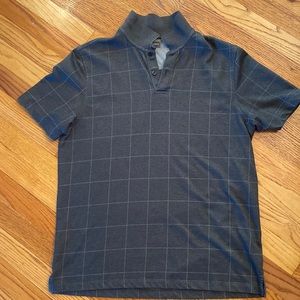 Men’s Van Heusen Flex Polo Size Medium. Excellent condition. Gray